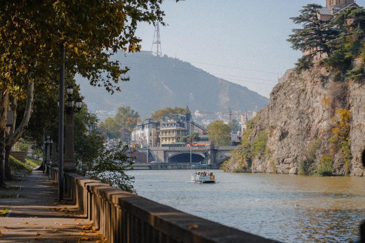 Home At Old Tbilisi Exterior photo